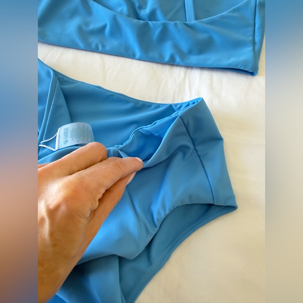 Carve Designs | SZ Large | Blue Lagoon Bondi Top & Lani Pocket Bottoms | Swim - Picture 7 of 11